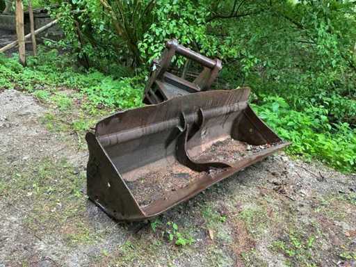 Böschungslöffel für Kobelco Kettenbagger